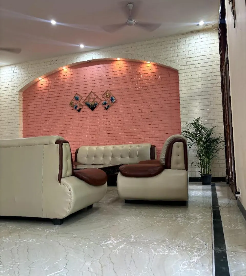 Comfort Chill Stay Gurgaon 3*,  Indien